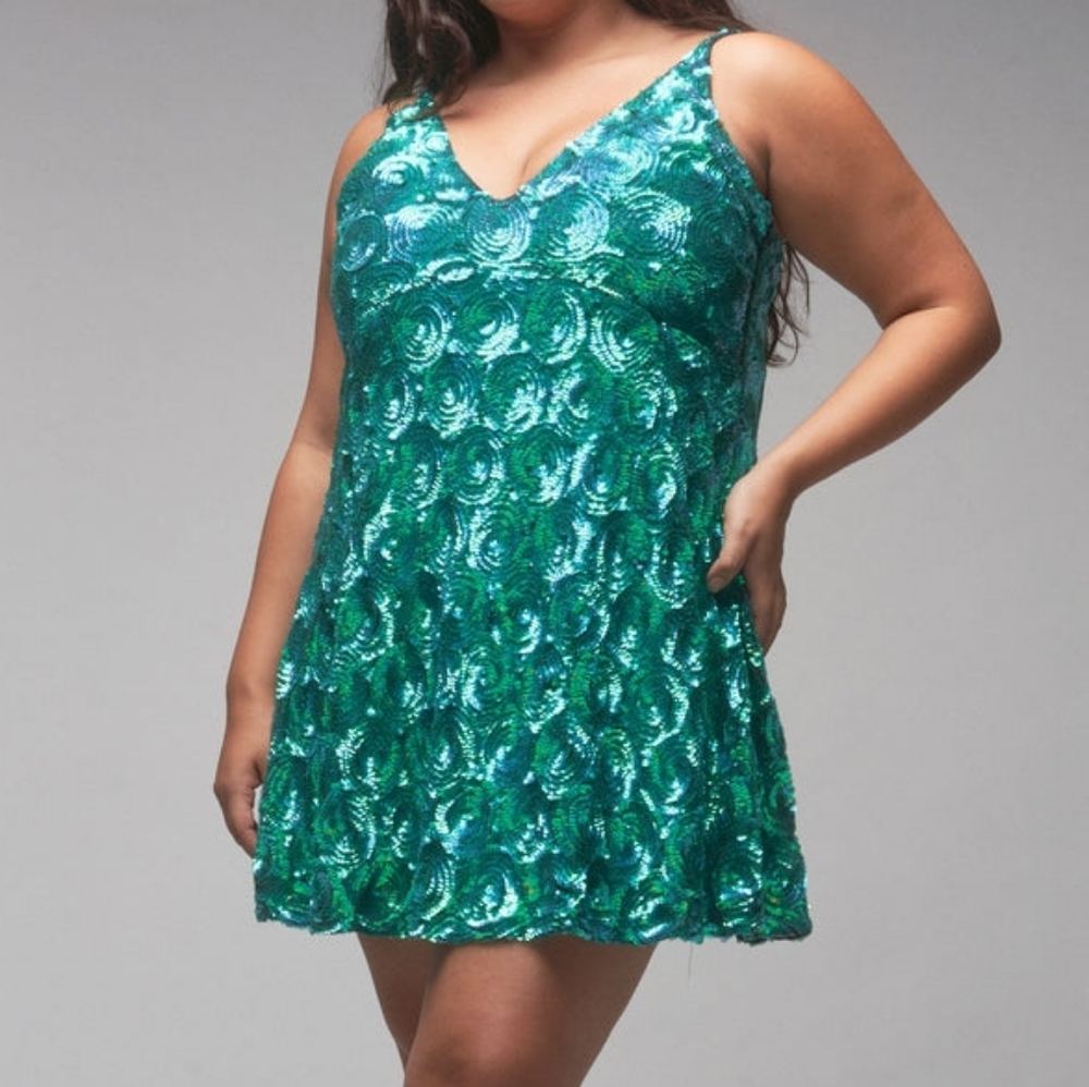 Green Sequin Milla Dress Mini Spirals Gorgeous Size 14 NWT